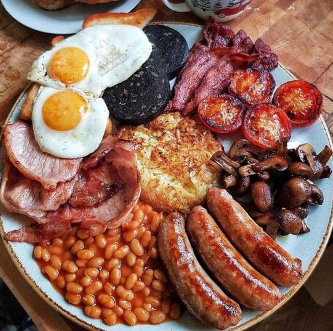 Honywood Sandwich Shop, traditional full English breakfast in Basildon.